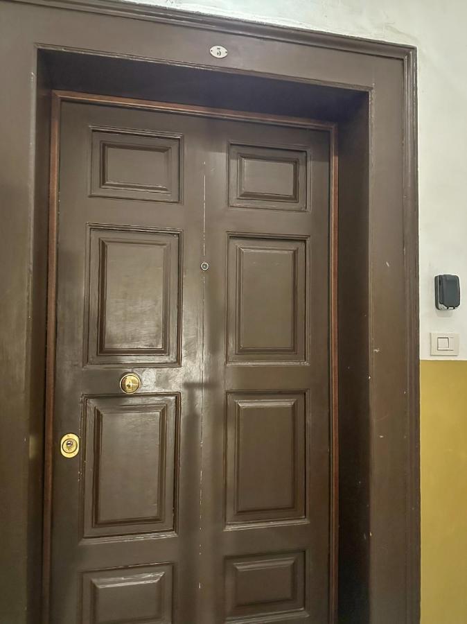 Visconti 89-Duplex Suite Bari Buitenkant foto