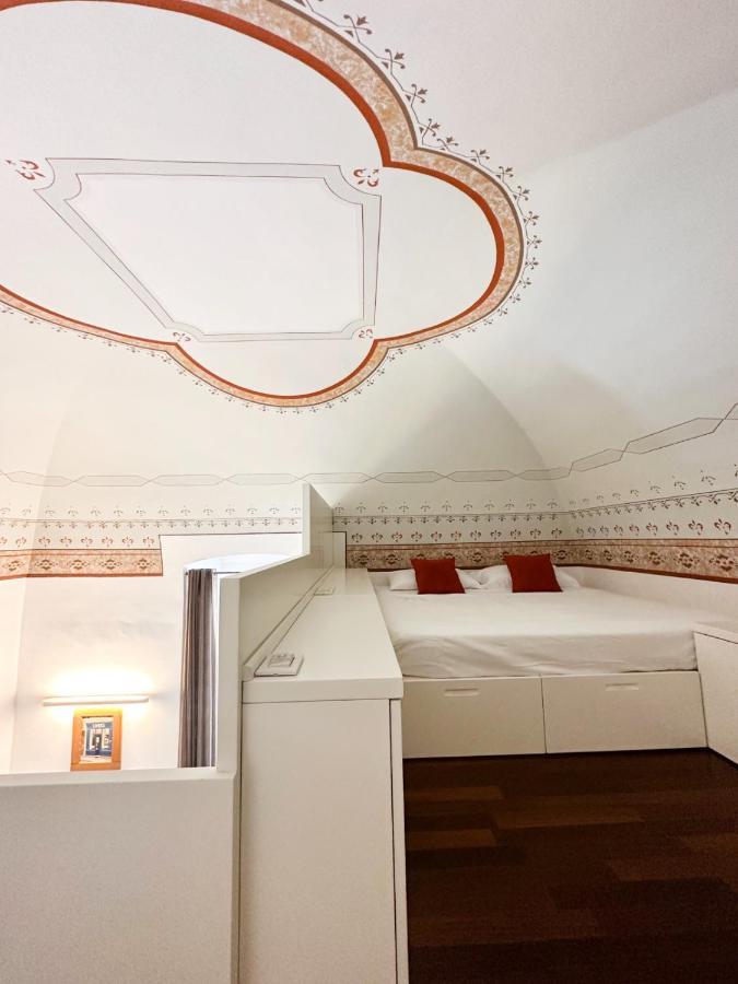 Visconti 89-Duplex Suite Bari Buitenkant foto