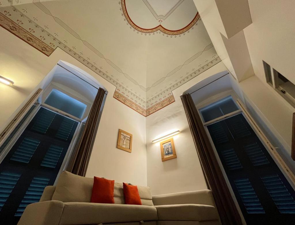 Visconti 89-Duplex Suite Bari Buitenkant foto
